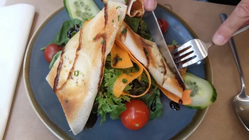 Taste Local Cuisine on a Food Tour in Montmartre