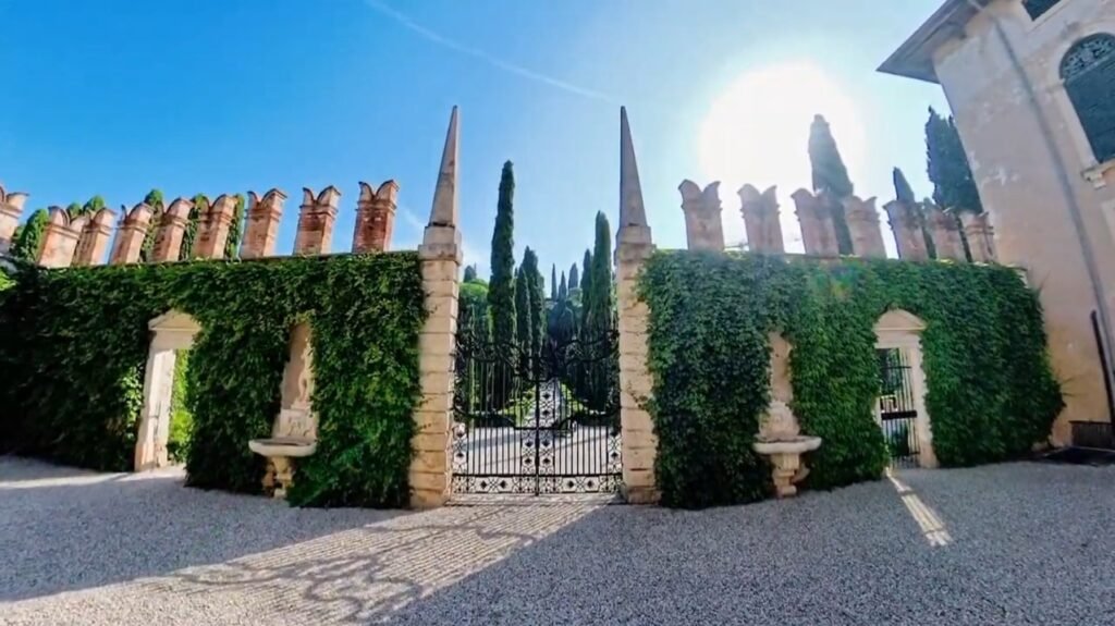 Explore Giardino Giusti