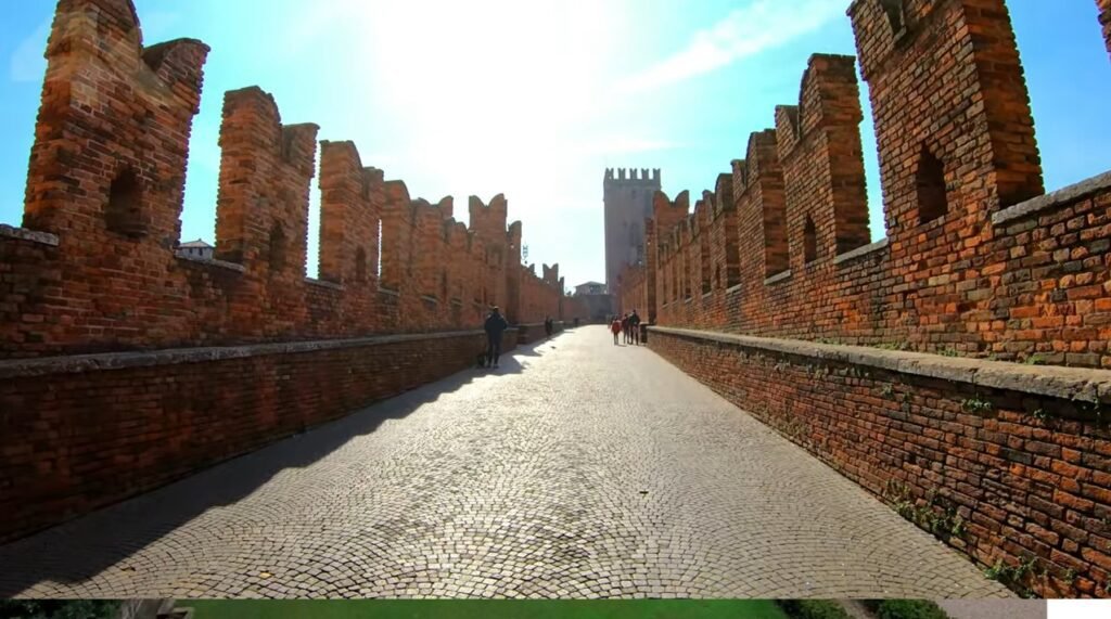 Walk Across Castelvecchio Bridge