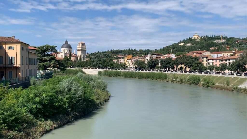 Walk Across Ponte Pietra